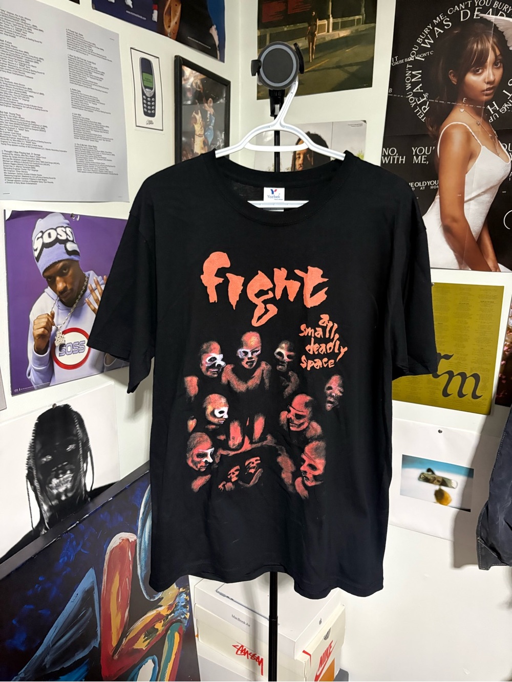 fight a small deadly space tee